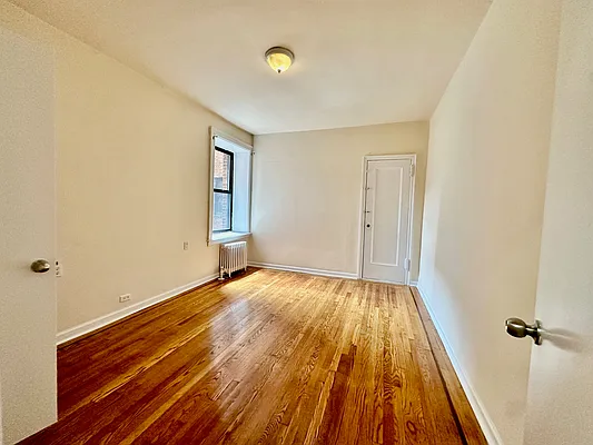 Rented by David Francis New York LLC | media 22