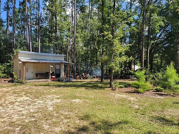 2nd image of 56 Clover Ln