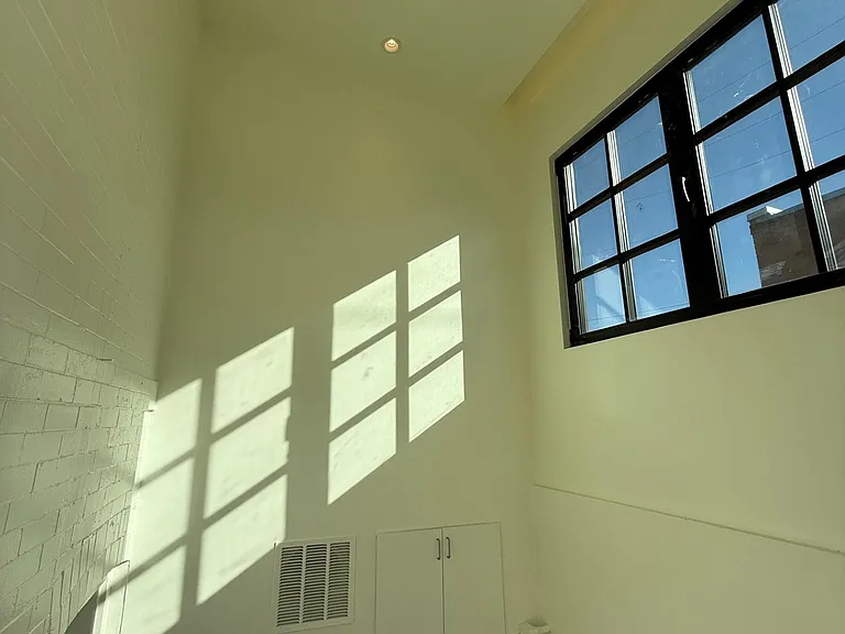 950 E Bayaud Ave — Photo 20