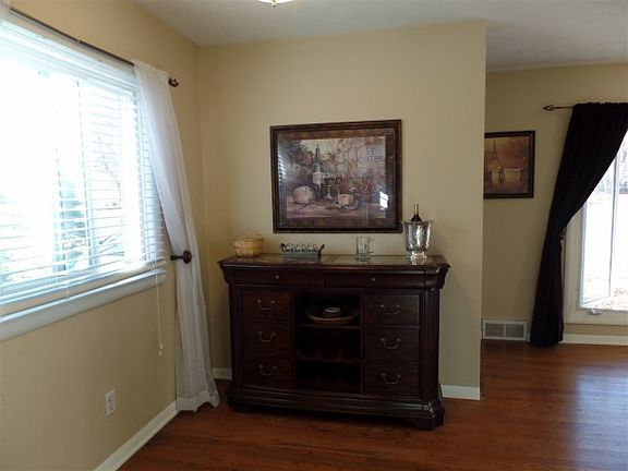 5th image of 1507 Roncevalles Ave