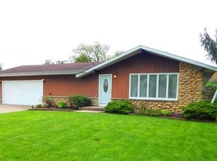 5507 South St, Richmond, IL 60071