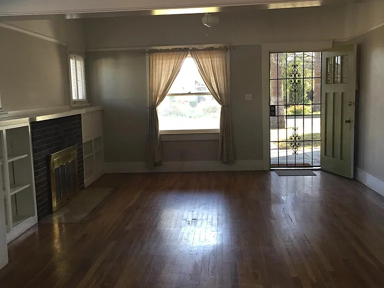 722 W Lynwood St — Photo 6