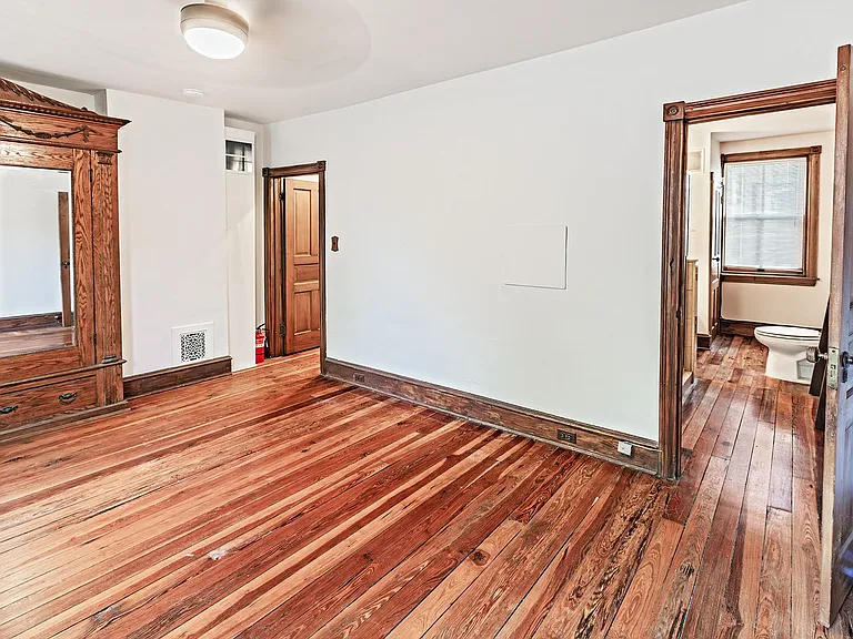 1018 Wawaset St — Photo 11