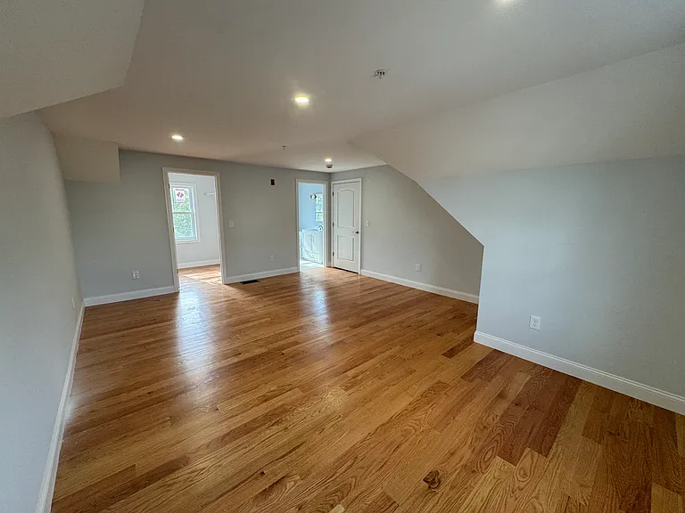 53 Concord St — Photo 9