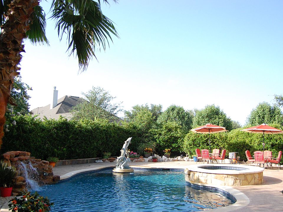 1st image of 2708 Gholson Dr