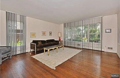 3rd image of 502 Maitland Ave