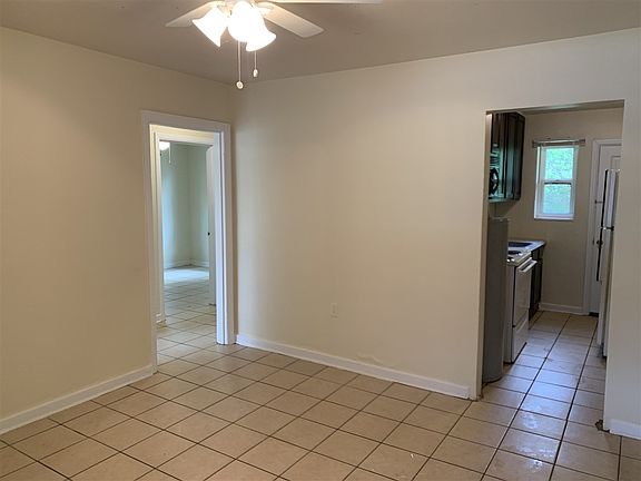 2nd image of 103 Ellinor Ct #A