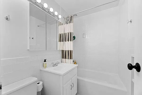 Rented by REAL New York | media 13