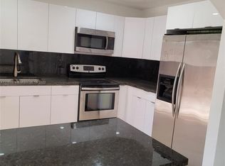 15532 SW 111th Ter, Miami, FL 33196