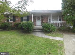 3714 Leeds Dr, Suitland, MD 20746