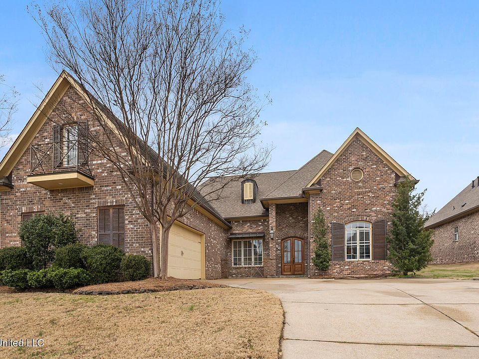 1st image of 378 Summerville Dr
