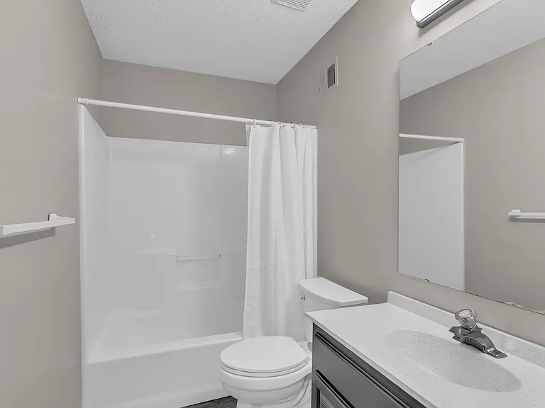 810 N Willie St — Photo 20