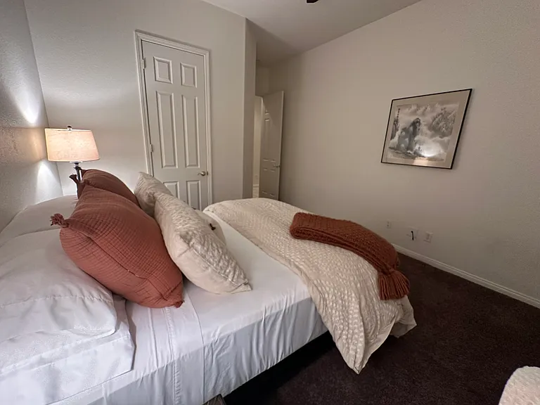Second bedroom