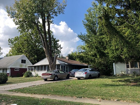 2nd image of 2395 Brentnell Blvd