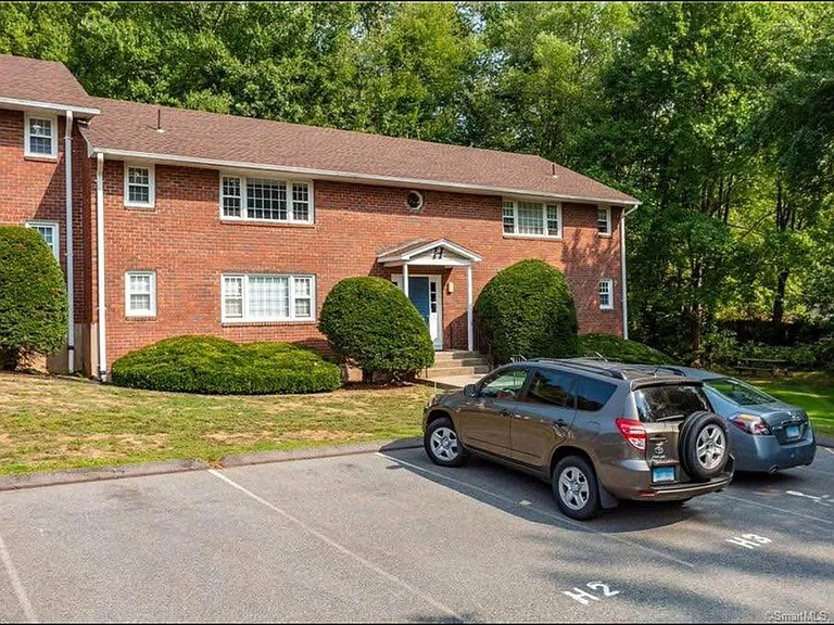4 Loveland Hill Rd #H2 — Photo 2
