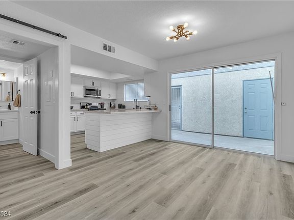 5th image of 5383 Mountain Vista St Unit 5