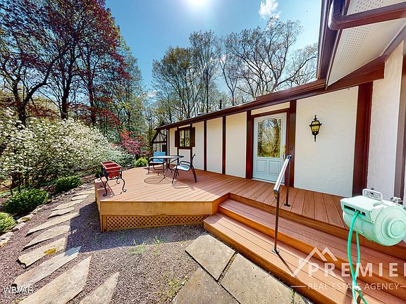 4th image of 71 Marshall Ct