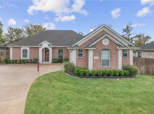 2707 Mills Ct, Bryan, TX 77808