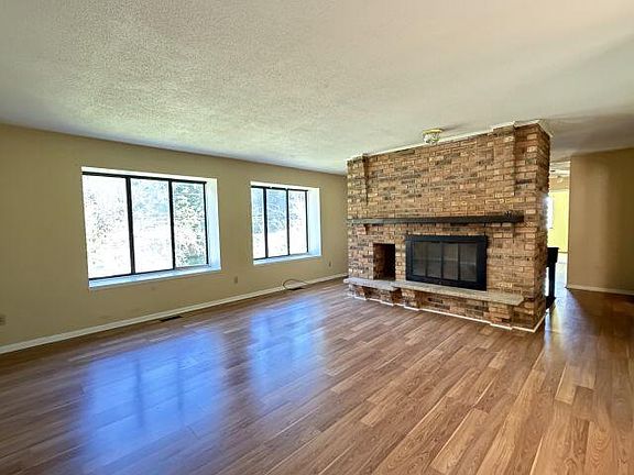 2nd image of 2536 Tricia Dr