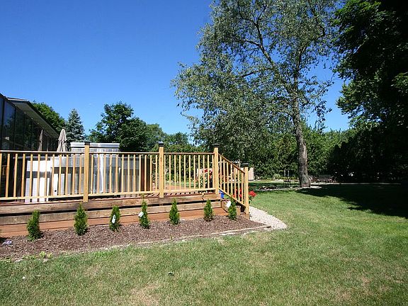 2nd image of 550 Laguna Ct