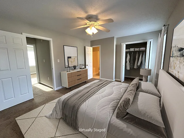 Barrington Townhomes — Photo 19