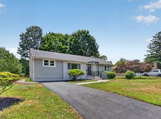 740 Cambridge St, South Plainfield Boro, NJ 07080