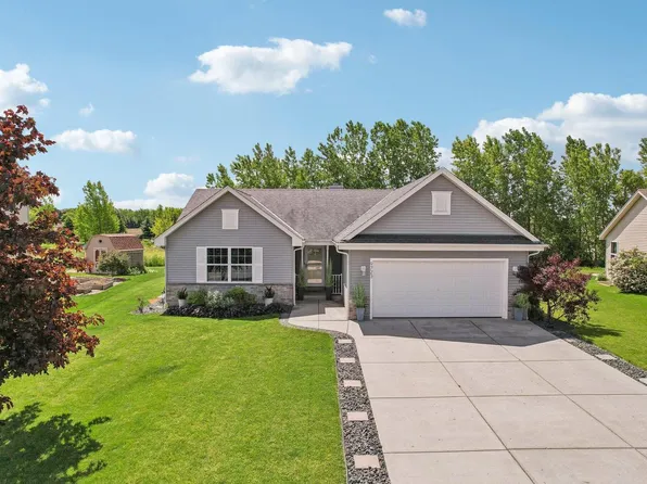 9723 Prairie Crossing DRIVE, Franksville, WI 53126