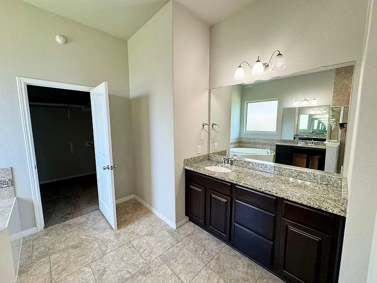 28943 Grand Teton Ct — Photo 24