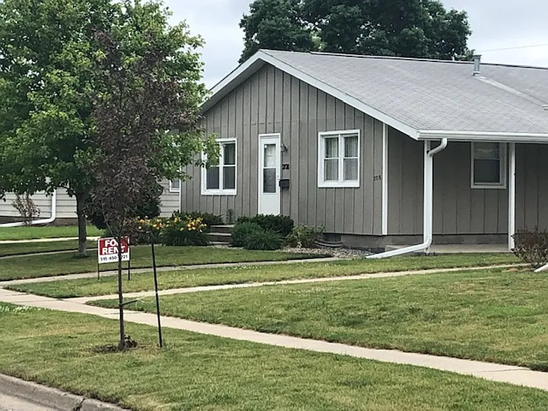 2718 Luther Dr — Photo 1