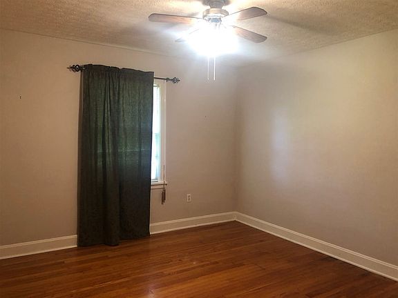 4th image of 1135 Cabell Dr