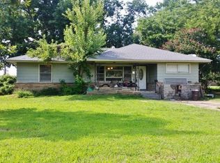 1000 N Burns St, Holdenville, OK 74848