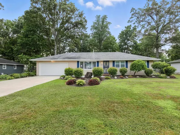 6029 Salge Dr, Fort Wayne, IN 46835