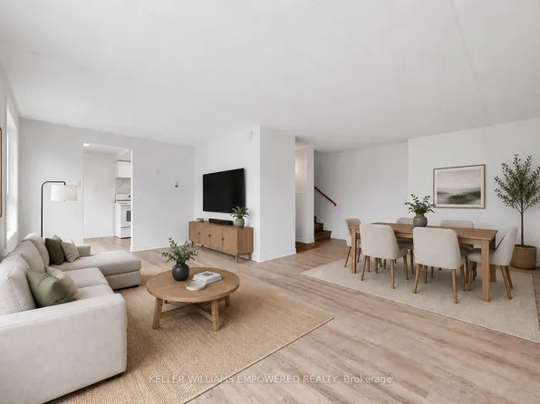 43 Taunton Rd E #36, Oshawa, ON L1G 3T6