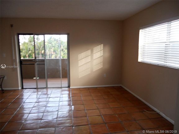 5th image of 4011 Meridian Ave #31