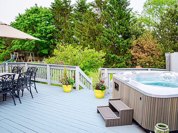 Large Deck & Hot Tub