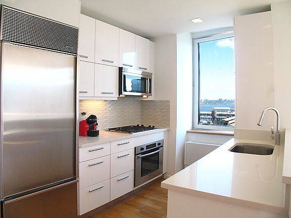 3rd image of 635 W 42nd St APT 43J