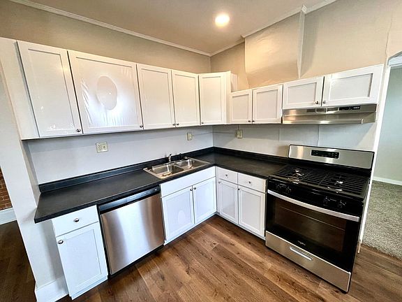 4th image of 611 N Main St #C