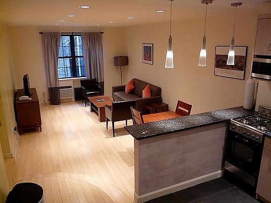 1st image of 205 W 15th St APT 3U