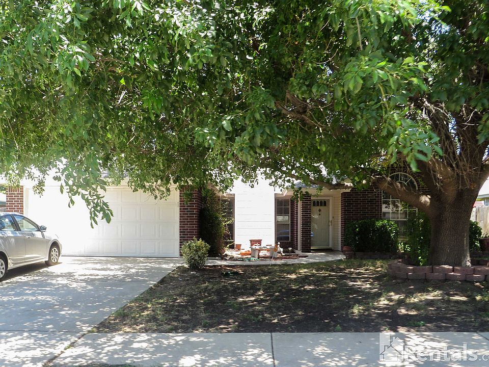 1st image of 3705 Water Oak Dr
