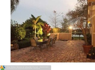 4113 Carriage Dr #1, Pompano Beach, FL 33069