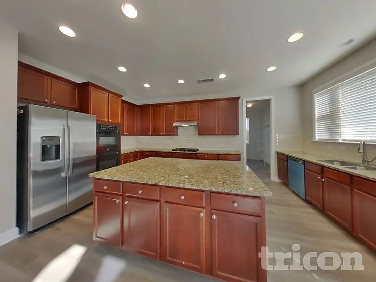 4316 Caveat Ct — Photo 8