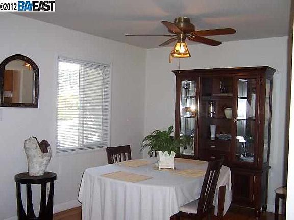 3rd image of 22632 Sierra Ave