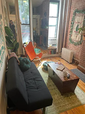 Rented by Sandra Greer Real Estate | media 10