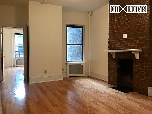 Rented by Citi Habitats | media 9
