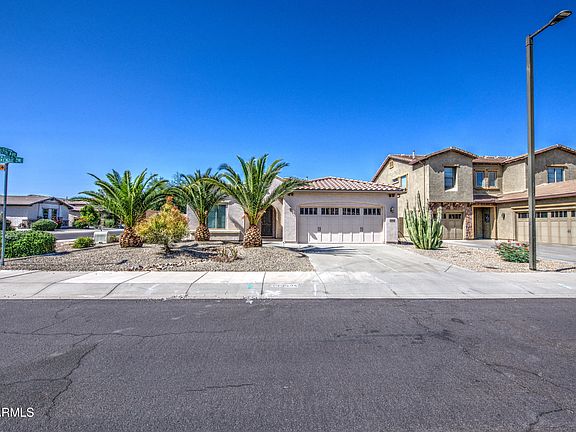 3rd image of 15694 W MACKENZIE Drive