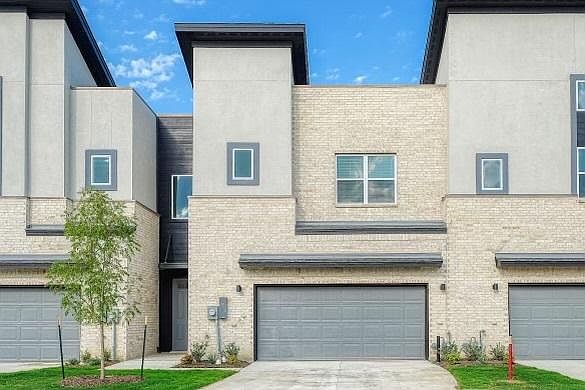 Beautiful Front Entry with 2 Car Garage