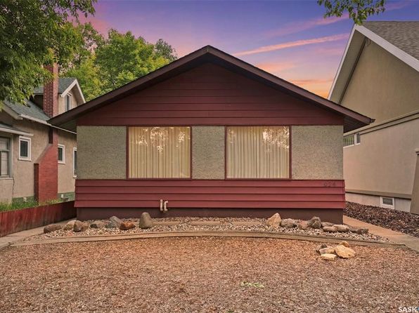 924 9th AVENUE N, Saskatoon, SK S7K 2Z4