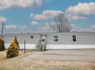 310 Evergreen Rd, Platteville, WI 53818