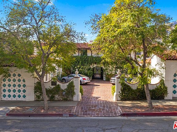 2nd image of 1471 Havenhurst Dr #8