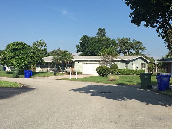 4th image of 9511 NW 5th St